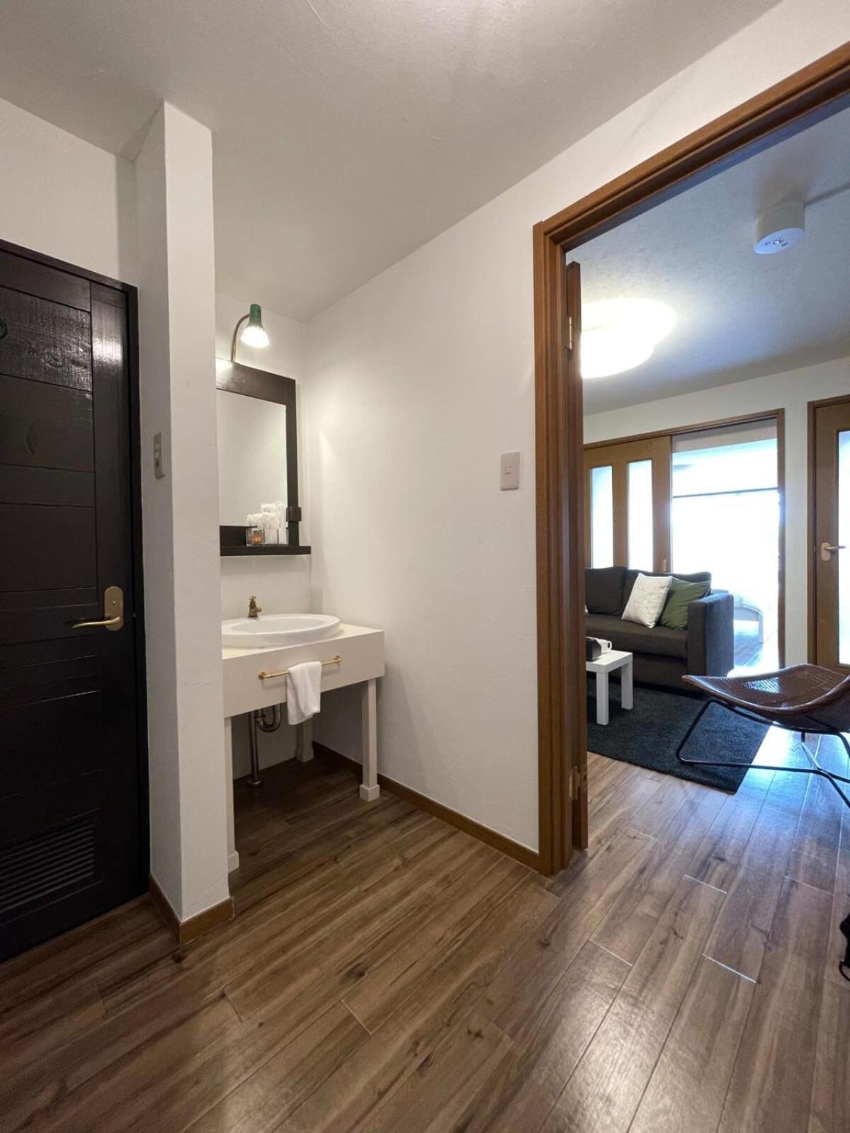 Bhotel Dai3Himawari - 2Br Good For 6Ppl Overlooking Peace Park With Wifi! هيروشيما المظهر الخارجي الصورة
